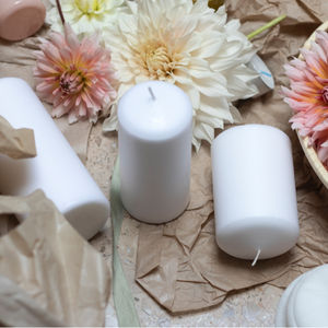 Bild på produkten Blockljus Vit som ni tjänar 18kr + bonus på att sälja